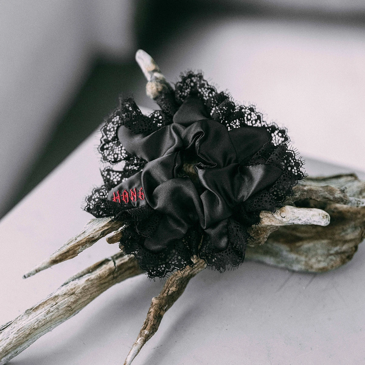 Born to Bloom シュシュ
