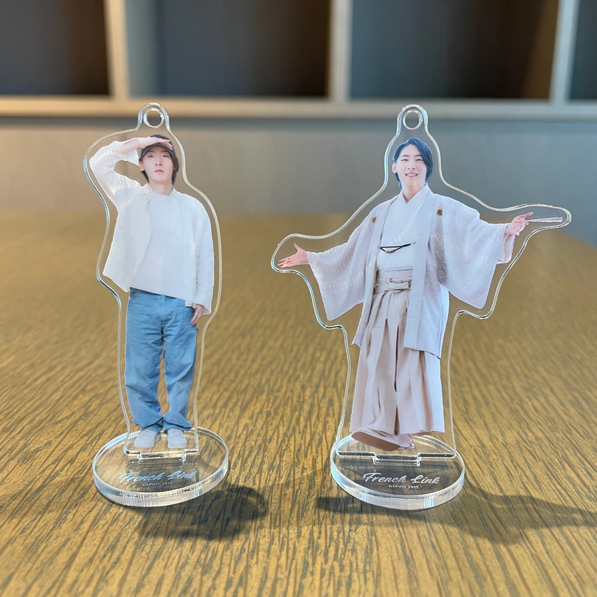 【FC限定】FL Acrylic keychain with stand 2