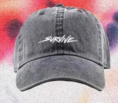 Survive ロゴキャップ