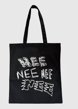 落書き NEE tote